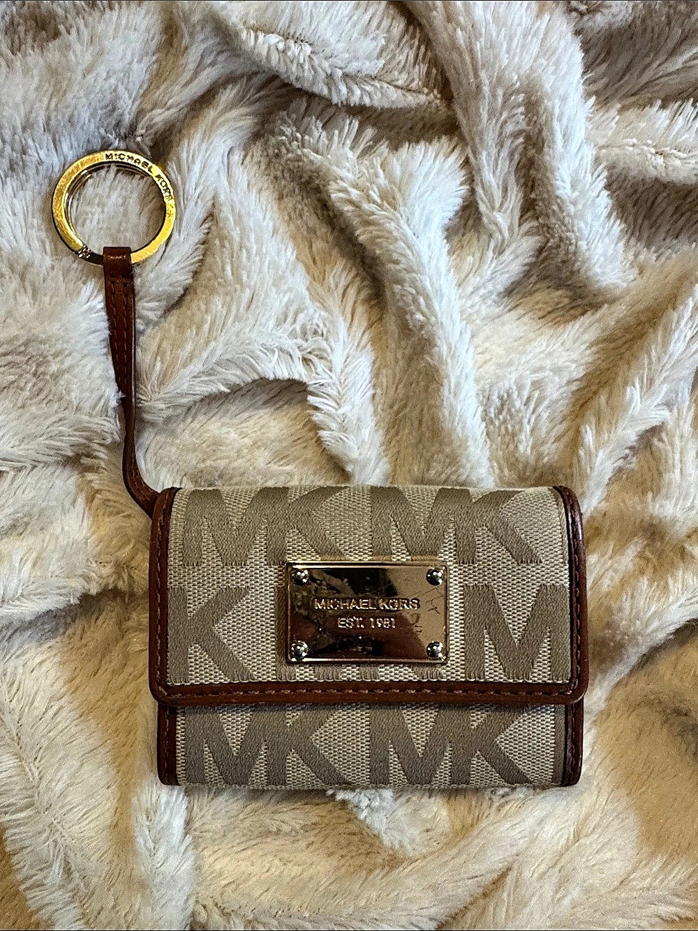Michael Kors Jet Set Travel Small Top Zip Coin Pouch with ID Key Holder Wallet
